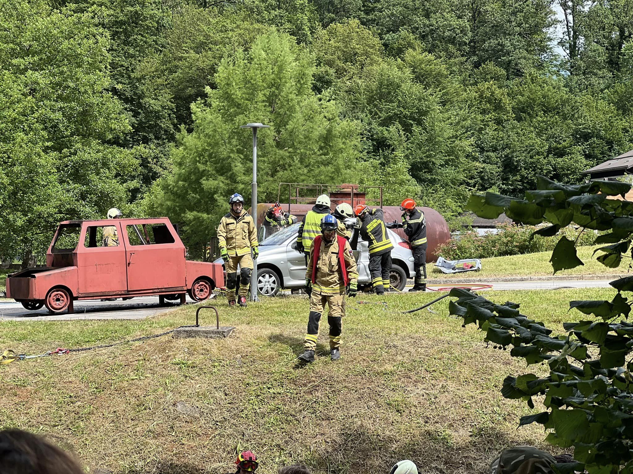 Zaključek gasilske šole na Igu