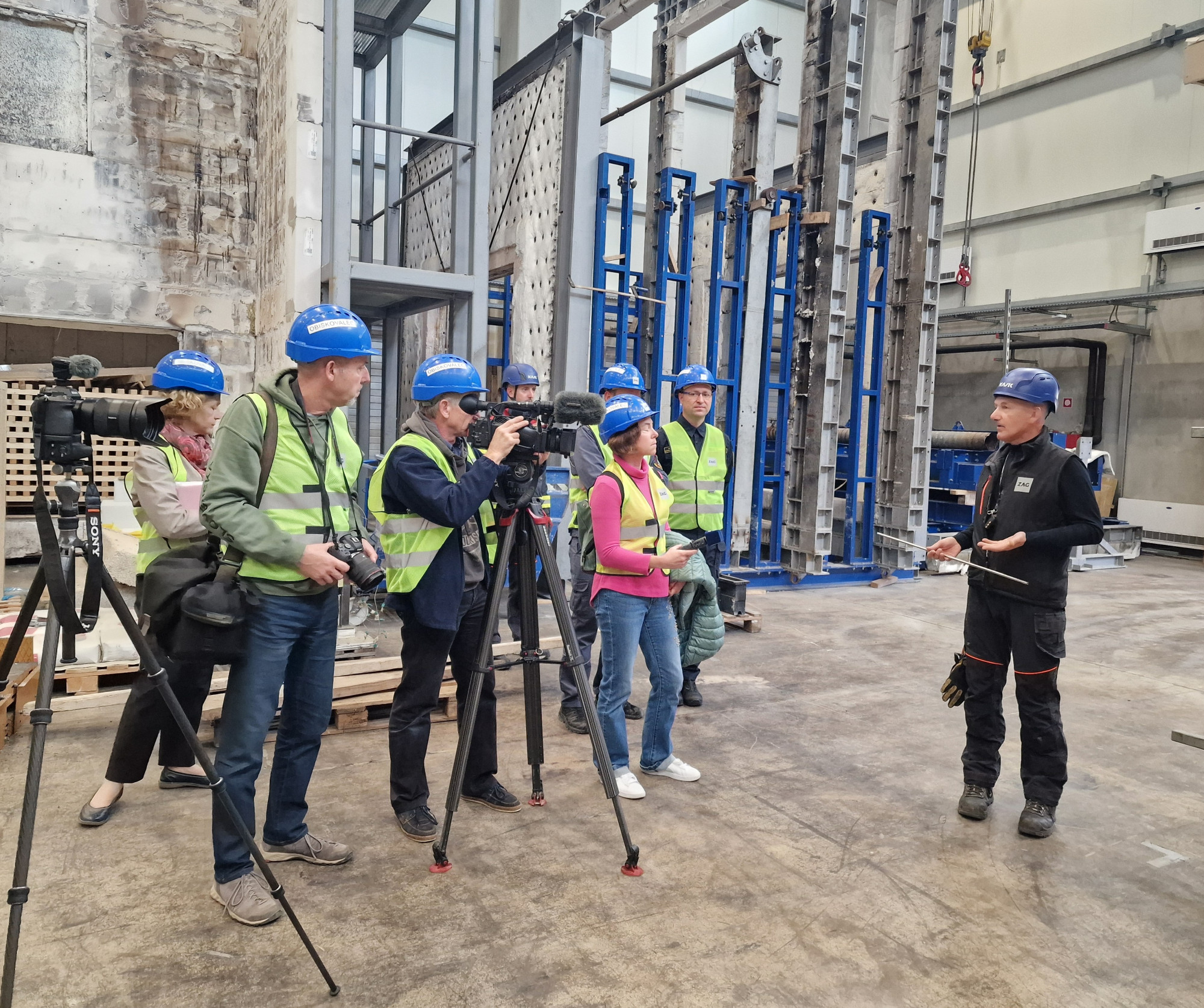 V Požarnem laboratoriju Logatec predstavili pomen požarnih javljalnikov